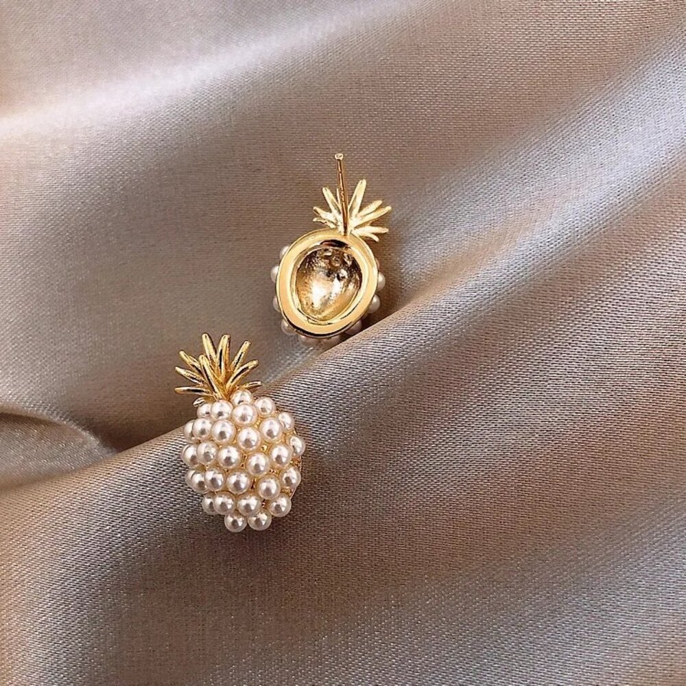 3/$35 NEW Pineapple Earrings Post Gold Tone Pearl Tropical Beach Vacation - Picture 3 of 9